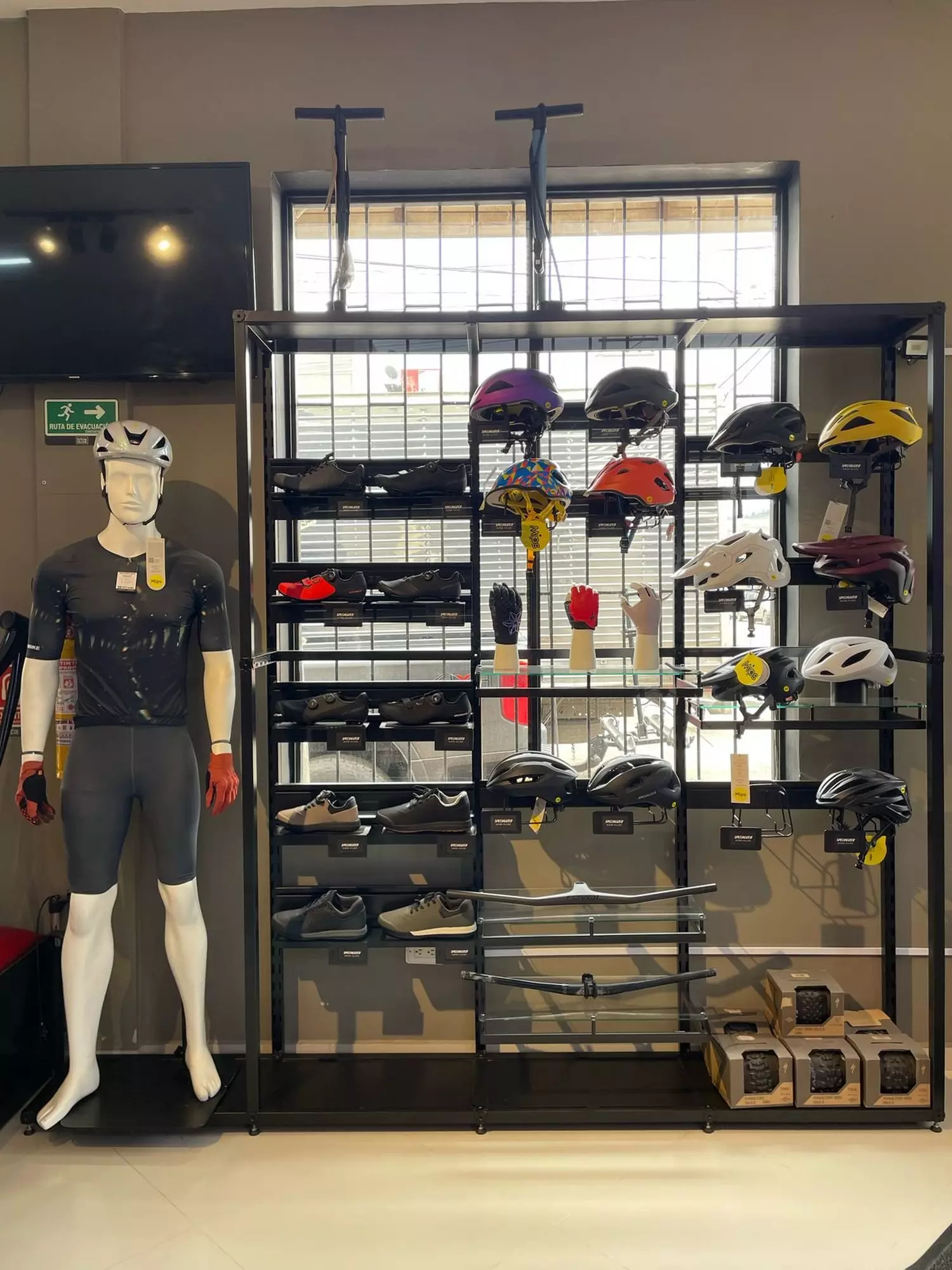 Store Image